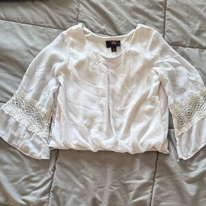 White Lace Sleeve Top (M)